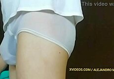 Alejandro Mistral presume su polla enorme en ropa interior ajustada para fans del fetiche gay