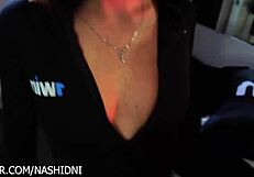 This courier delivers a creampie to the teen