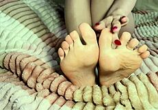 Beautiful teen's soft barefoot feet in homemade video