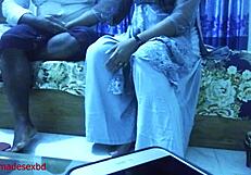 Deshi Fat Bhabhi Full Sex With Boyfriend