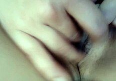 Amysexxxjuguetona presents without panties in office fingering herself