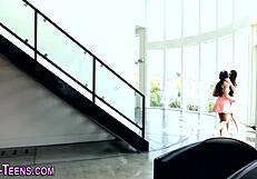 Why does this teen get rimmed in the bath?