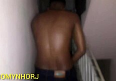 Negão Pirocudo Fudendo Vizinha em Prédio em Obra no Último Andar