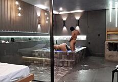 tava na banheira e rolou aquele sexo selvagem, morena nao aguentou minha rola grande