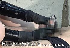 Asian mistress Kira with cbt candle play