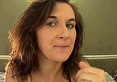 fifi foxx showing mouth fetish with gum brushing