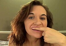 fifi foxx showing mouth fetish with gum brushing