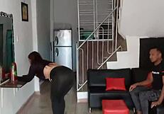 de camino a la universidad me encuentro una latina cachonda y con ganas de follar y no pude resistirme