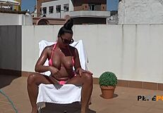 is kim ready to bang a random rookie after showing herself to the neighbourhood?