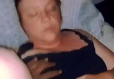 Slut has one leg up pussy wide open time for dinner with resaboo