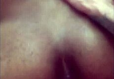 montei em cima do neg�o bombado da academia e soquei a pica at� o talo, orgasm came hard