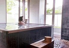 at akiu onsen the buttocks are from hot water, feeling steamy