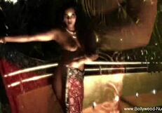 Beautiful Indian MILF Seduces With Dance