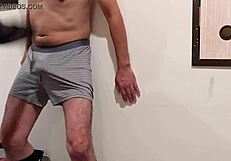 Wow! Sadistic Woman Punches and Slaps M Guy's Sensitive Spot Hard!