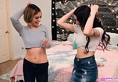 Teen Babe Licking Stepsis Hairy Pussy