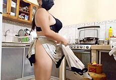 brunette stepdaughter and mature stepmom masturbate hot vaginas in homemade porn 😈