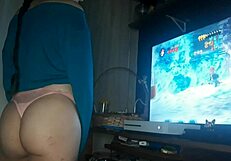 Gamer Girl Playing With Me In Homemade Taboo Setting