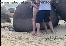 esposa gostosa walks in thong on the trail, showing her big ass in the woods