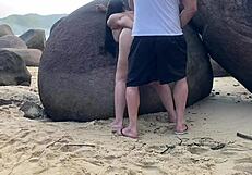 esposa gostosa walks in thong on the trail, showing her big ass in the woods