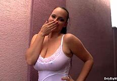 natalie neilson, wanna take a cold shower with those big czech tits?