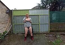 Public Masturbation and Squirting Explosion in Open Air, Oh My God!