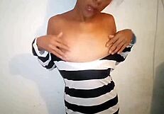 beautiful lesbian moves big ass to orgasm