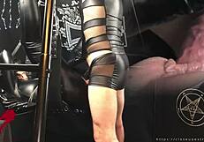 Mistress in black gothic style gets pussy pounded on sex swing