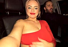 Alexis con tetas naturales grandes es recogida y doblada para chorro de coño mojado en polla monstruosa