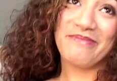 เฮ้ อยากเห็นนมสาวใหญ่เด้งๆ ตอนเย็ดมั้ย?