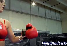 Красотки 18+ дерутся потом лижут пизду