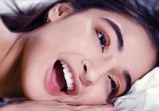 helping stepmom quietly