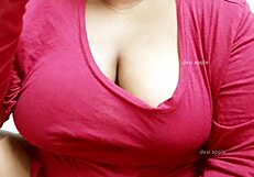 desi bhabhi priya's sexy tits on display