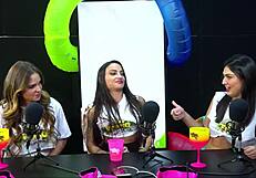 Showing My Dick In California Summer - Gay Amateurs Usa