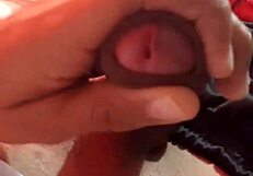 Gay guy enjoys solo corrida at home