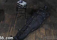 Ferocious whipping for bound gal