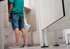 pega��o no banheiro do shopping gay