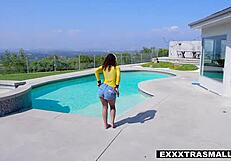 Wow, interracial banging with Sarah Lace and Michael Swayze ends in explosive cum in the bedroom!