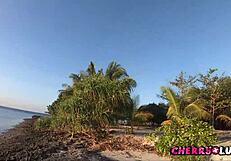 she makes perfect blowjob on the beach