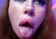 i show my face while yola flimes teases with sucking