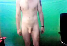 Sina Malvako warms up with self-pleasure