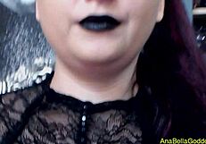 I luv this huge goddess crushin garbage in fetish