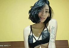 play with me, your colombian girlfriend or gay friend?