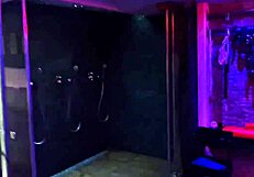 Coco de wit behind the scenes