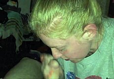 blonde lass blowing cock and swallowing cum 😏