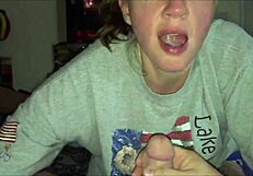 blonde lass blowing cock and swallowing cum 😏