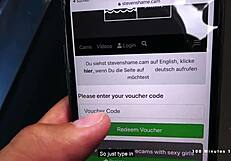 Schlampe MILF reitet jungen 18+ Schwanz auf Berlin Fick-Date.