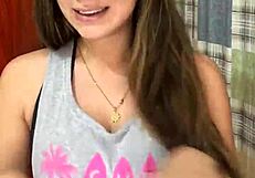 Skinny girl shows sexy tricks