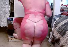 dawnskye modeling clothes with big butt