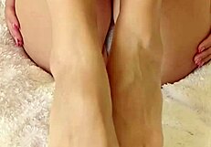 European amateurs explore a simple fetish in their small couple setup