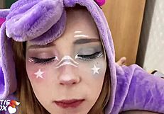 Suck that monster cock, unicorn babe